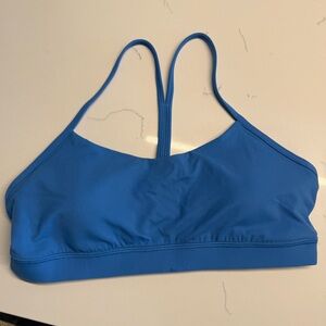 Lululemon Athletica Flow Y Bra Nulu
Light Support, A–C Cups